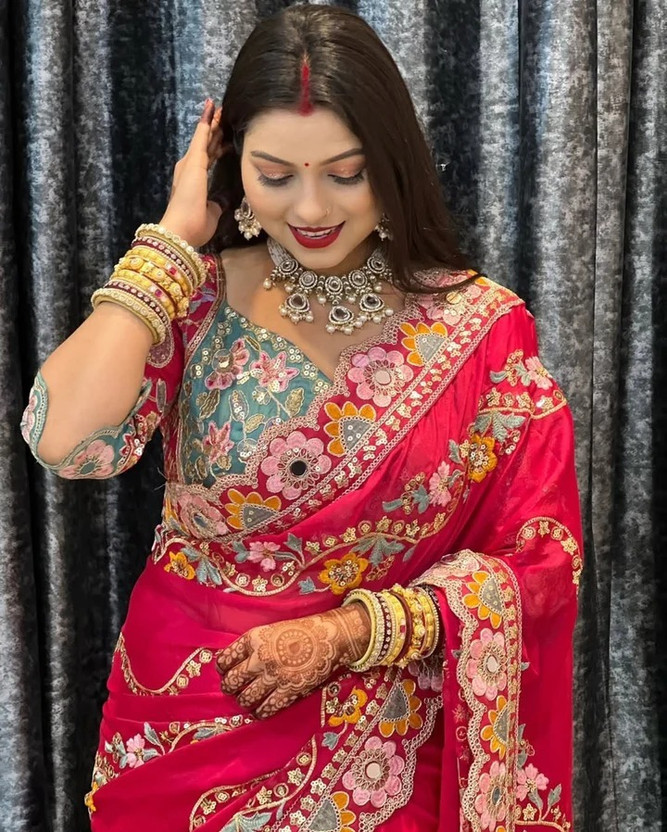 Shiroya Brothers Embellished, Woven Bollywood Silk Blend Saree(Multicolor)
