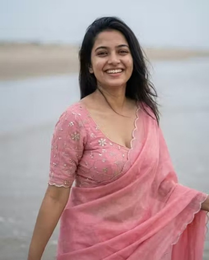 Aarya Fashion Solid/Plain Daily Wear Pure Silk Saree(Pink)