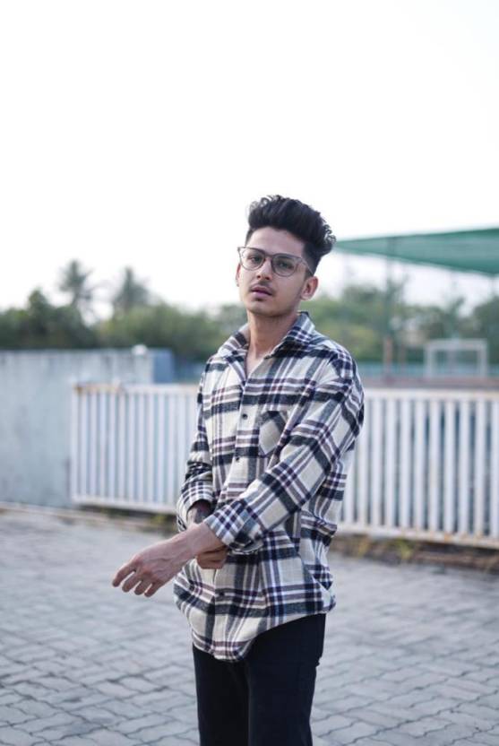 U R FASHION Men Checkered Casual White Shirt - Buy U R FASHION Men Checkered  Casual White Shirt Online at Best Prices in India 