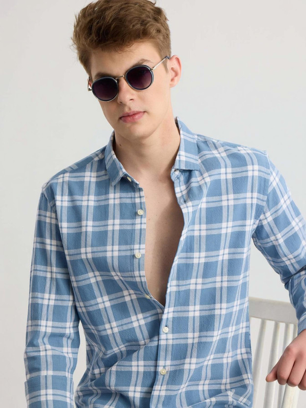 U TURN Men Checkered Casual Blue, White Shirt