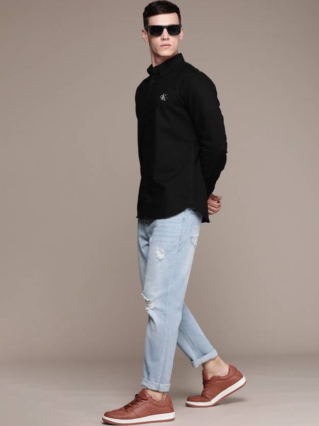Calvin Klein Jeans Men Solid Casual Black Shirt - Buy Calvin Klein Jeans  Men Solid Casual Black Shirt Online at Best Prices in India 