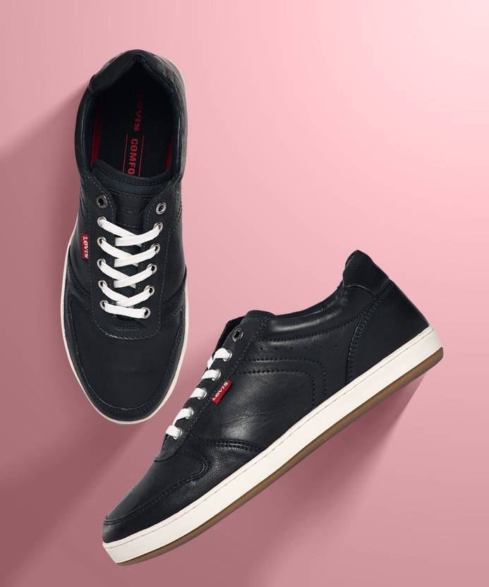 levis sneakers flipkart