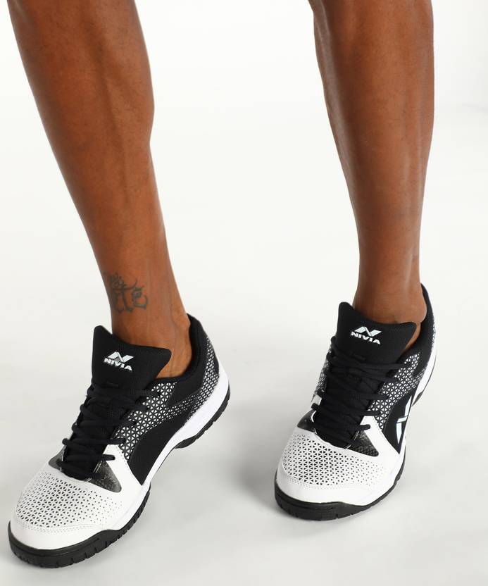 nivia sports shoes
