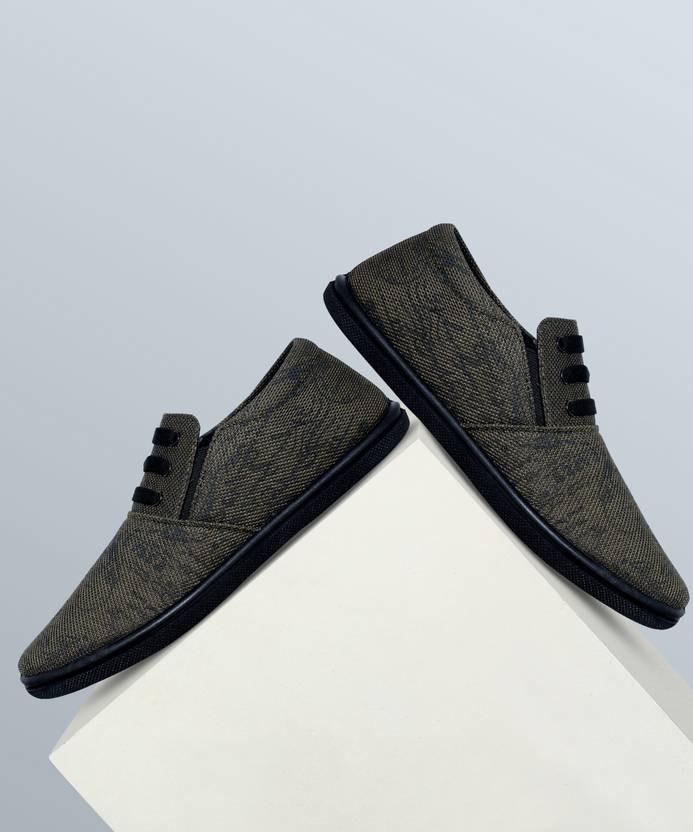 kzaara sneakers