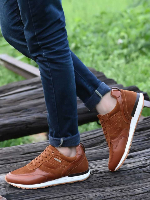 leather casual shoes