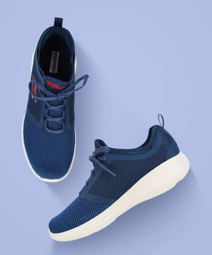 Skechers Go Run Fast-Invigorate Running Shoes For Men  (Red)