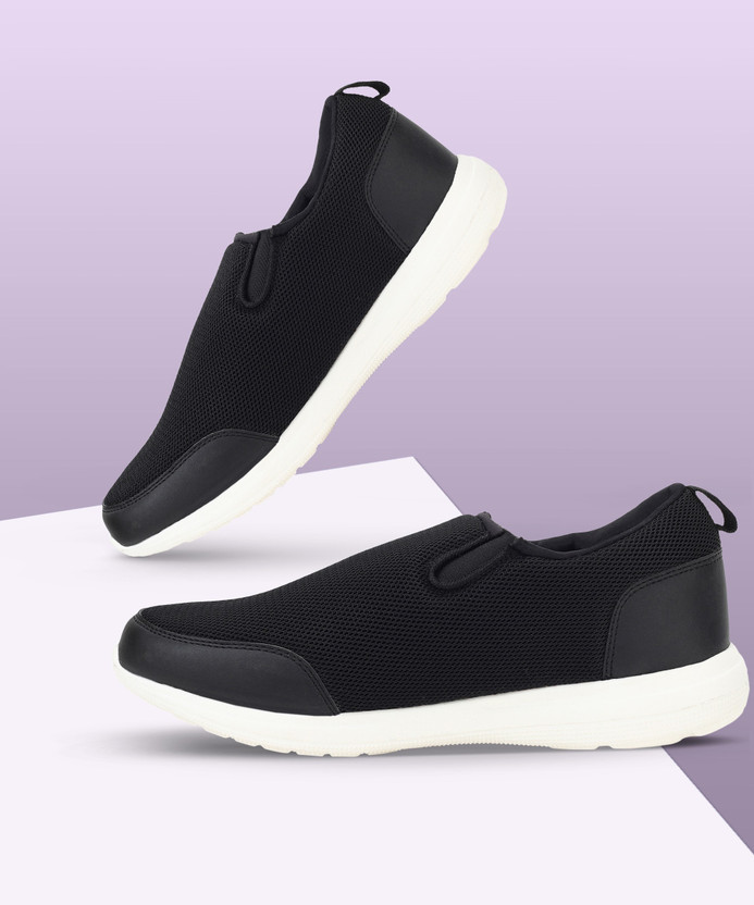 FILA Walking Shoes For Men - Buy FILA 