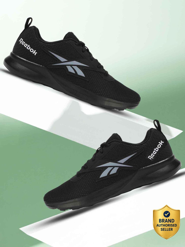 REEBOK Voyager M Running Shoes For Men(Black , 10)