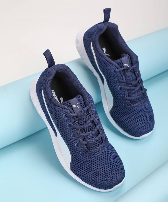 Upto 80% Off On Branded Running Shoes.