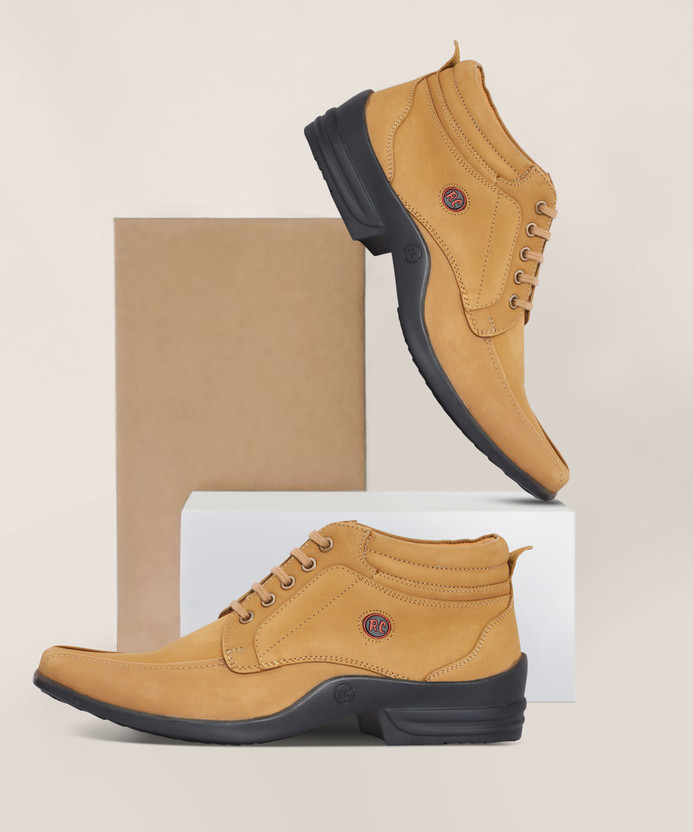 RED CHIEF RC3509 Casual For Men - Buy 