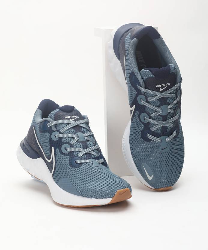 nike free tr8 white black total crimson