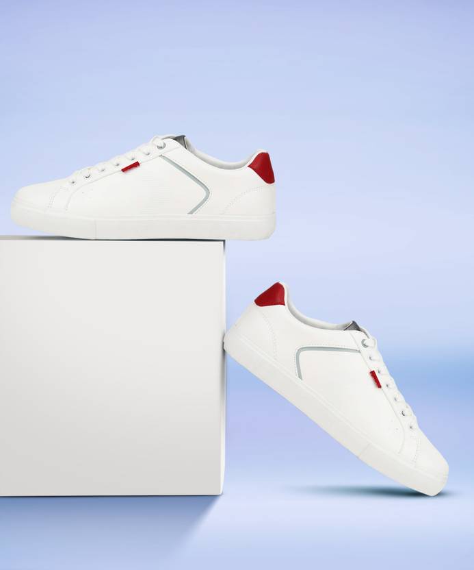 levis sneakers flipkart