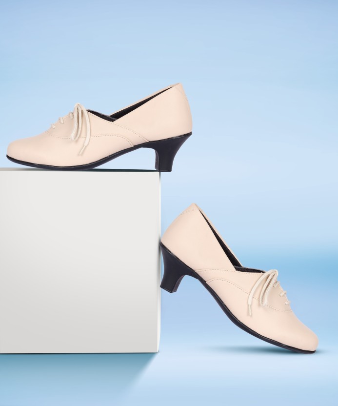 The Shoes Women Want You to Wear, Where