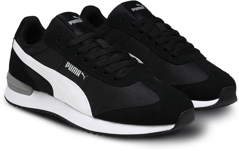 PUMA R78 Wind MU Res Sneakers For Women(Multicolor , 3)