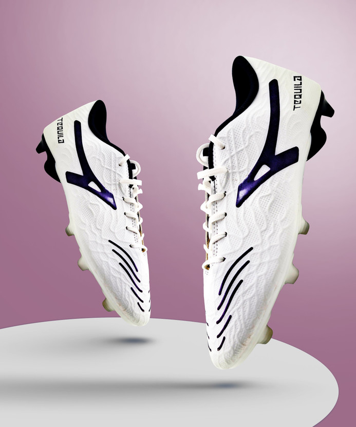 Anza white football shoes Clearance