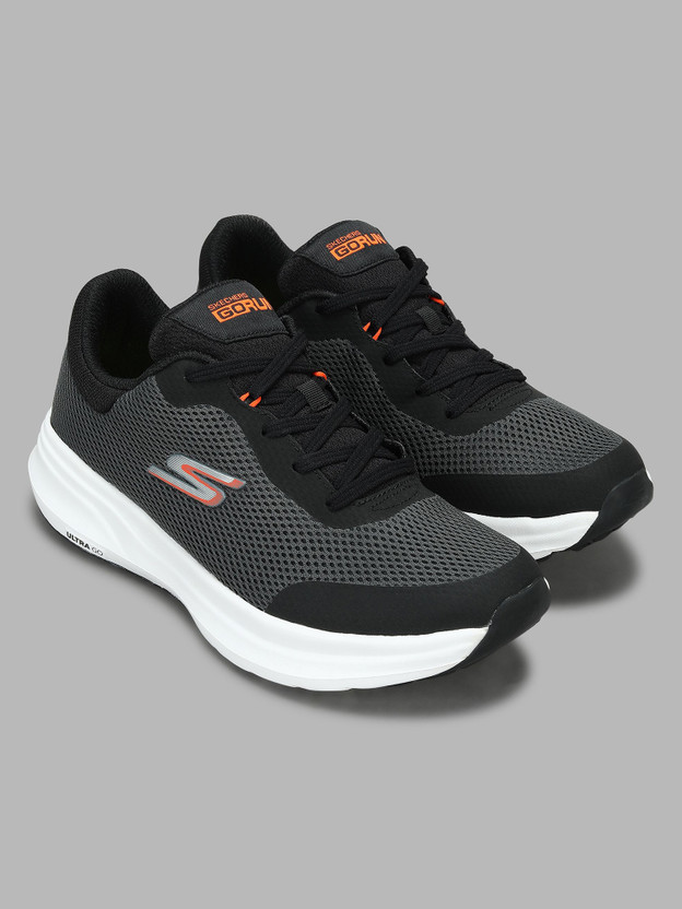 Skechers GO RUN PURE Sneakers For Men(Grey , 7)