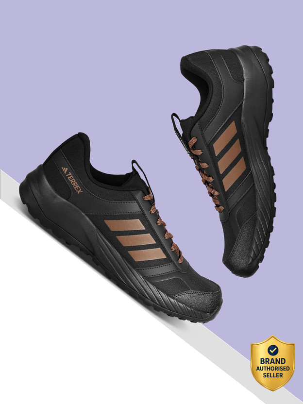 ADIDAS GEOCOACH HIKER 2.0 Hiking & Trekking Shoes For Men(Black , 7)