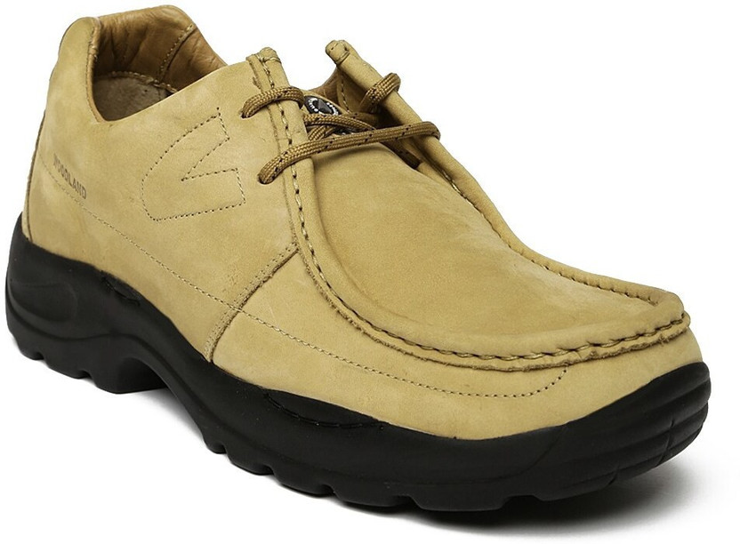 WOODLAND Men Beige Leather Casual Shoes 