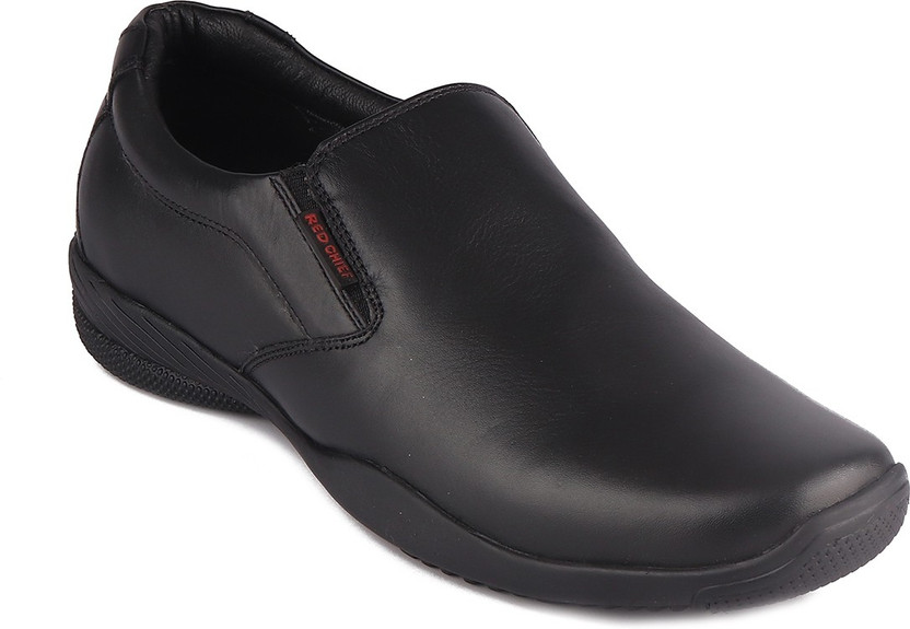 RED CHIEF Slip On For Men - Buy RED 