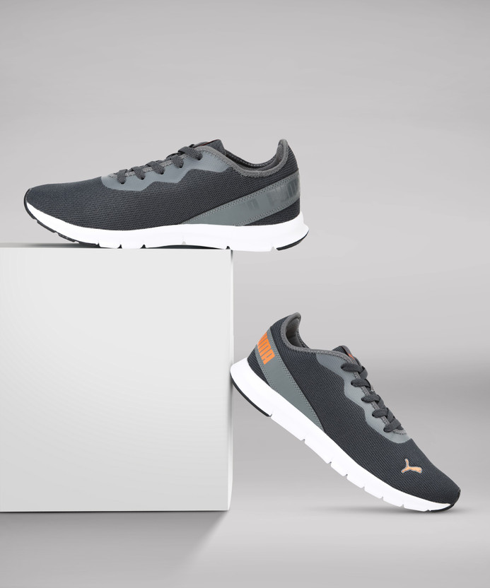 PUMA Hustle V2 Running Shoes For Men 