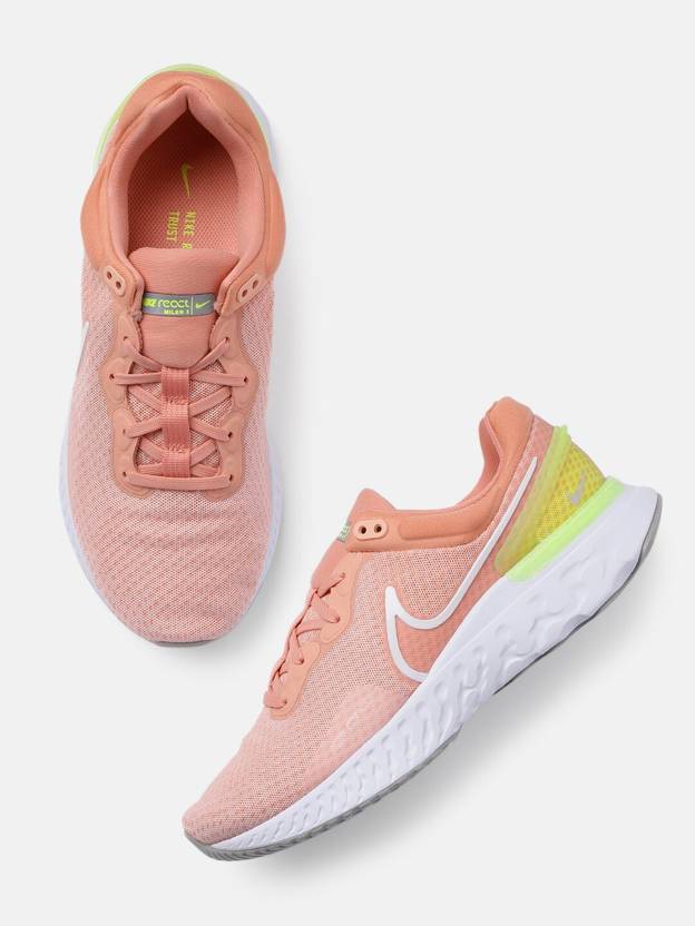 NIKE Nike Women Peach-Coloured React Miler 3 Running Shoes Running Shoes For Women - Buy NIKE