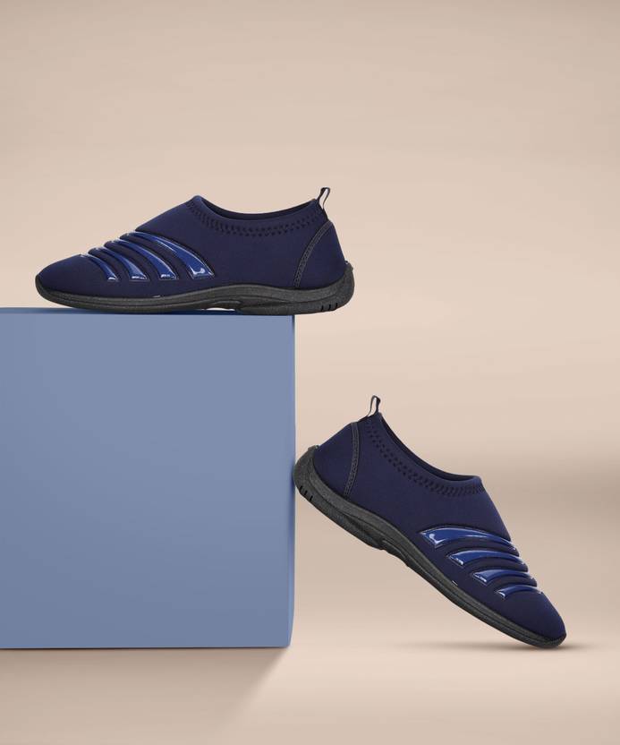Branded Shoes Upto 80% Off