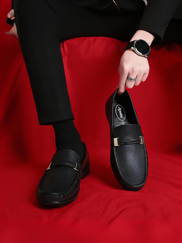 AJANTA Casual PVC Waterproof Loafers For Men(Black , 5)
