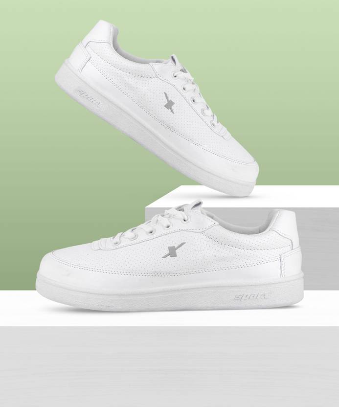 sparx 737 sneakers
