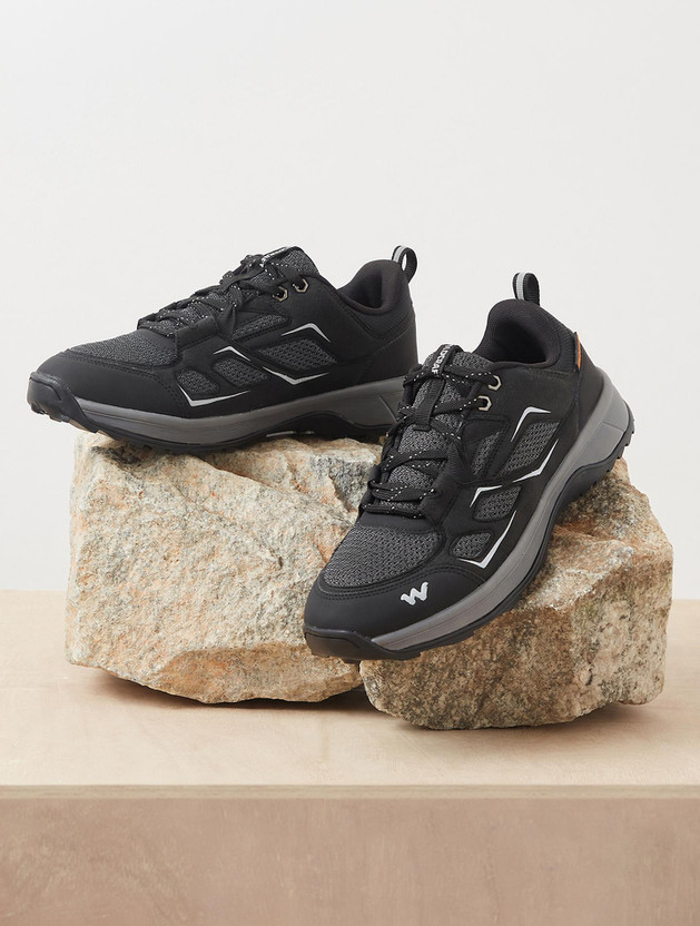 Wildcraft Terra Lite LA Low Ankle Outdoor Shoes For Men(Black , 9)