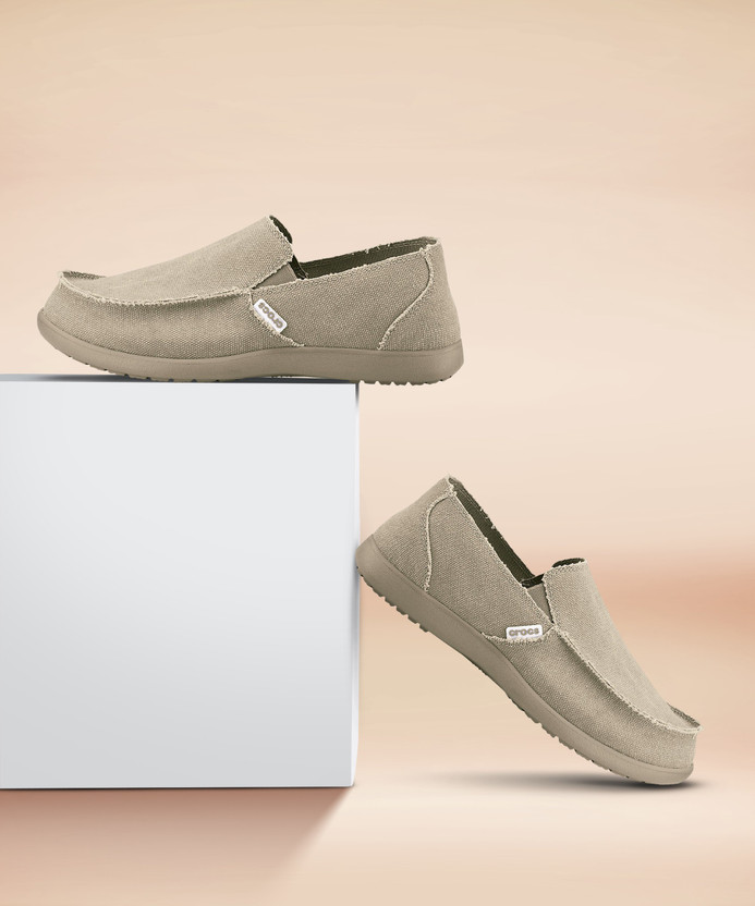 CROCS (Santa Cruz) Loafers For Men 