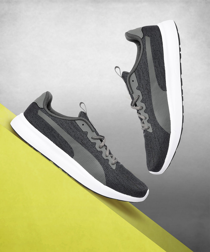 PUMA Jigsaw Walking Shoes For Men - Buy 
