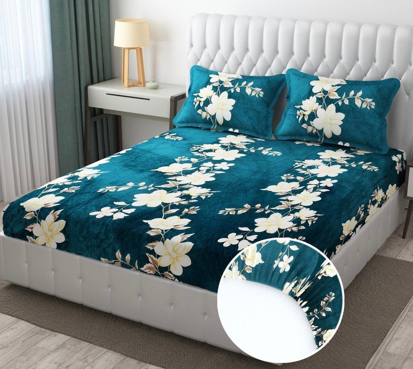 Rumps Woolen King Fitted (Elastic) 320 TC Abstract 1 Bedsheet with 2 Pillow Covers(Green)