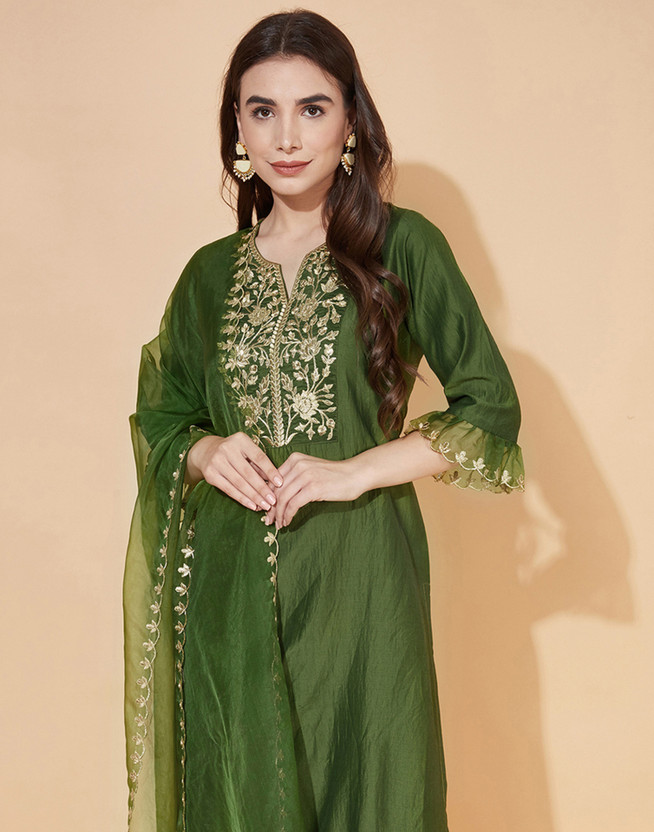 Skylee Women Kurta Pant Dupatta Set