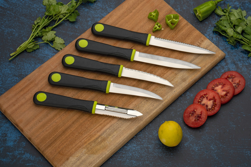 Flipkart Flipkart SmartBuy 5 Pc Stainless Steel Knife Set Premium Stainless With Soft Grip 4 Knife & 1 Peeler Set (Pack Of 5) - Flipkart Deal