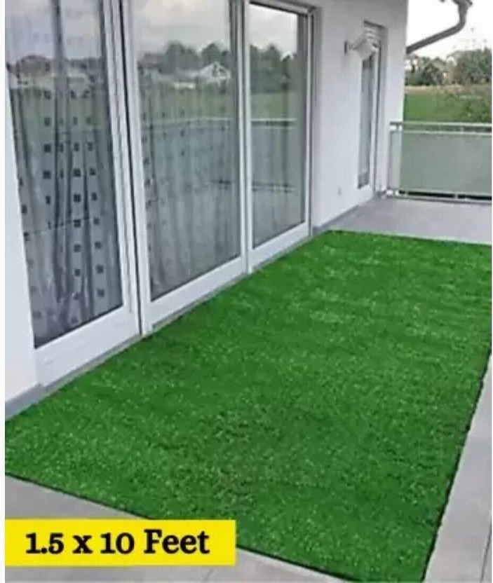 AAVAHAN Artificial Grass Floor Mat(Green, Medium)