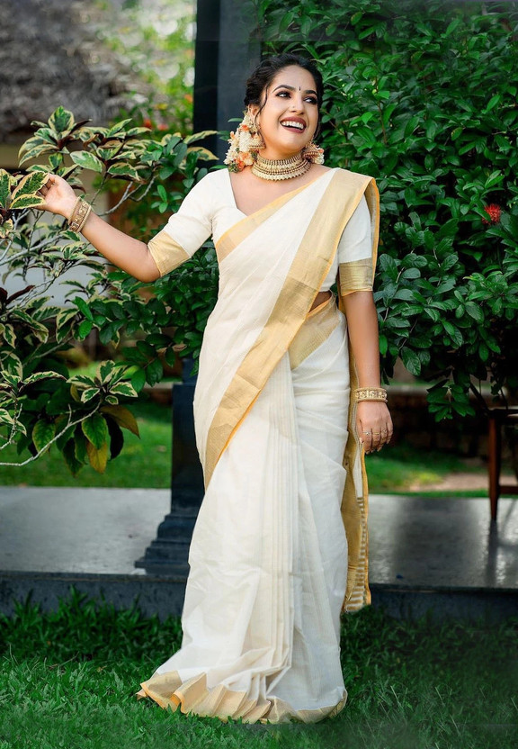 BilloRani Solid/Plain Kasavu Pure Cotton Saree(White)