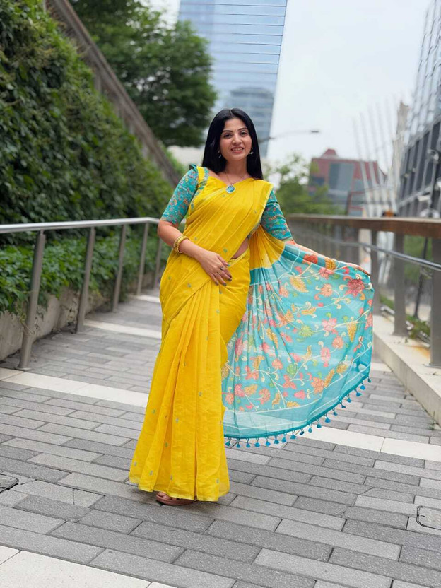 JK ETHNIC WEAR Printed Bollywood Cotton Linen Saree(Yellow, Blue)