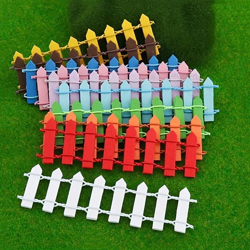 Ascension 10Pcs Garden Fence Craft Fairy Garden Ornament Landscape Bonsai Dollhouse Decor Decorative Showpiece  -  10 cm(Wood, Multicolor)
