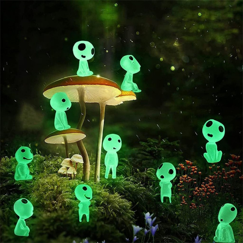 maycreate Glowing Mini Alien Figurines Set of 10 for Garden and Home Decoration Decorative Showpiece  -  1 cm(Polyvinyl Chloride, Clear)
