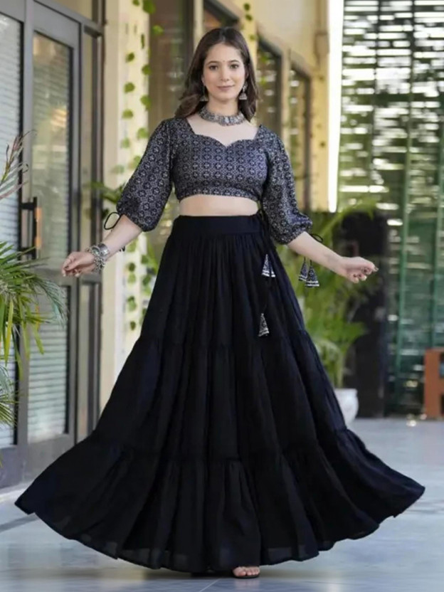 BPRcllection Solid Women Flared Black Skirt