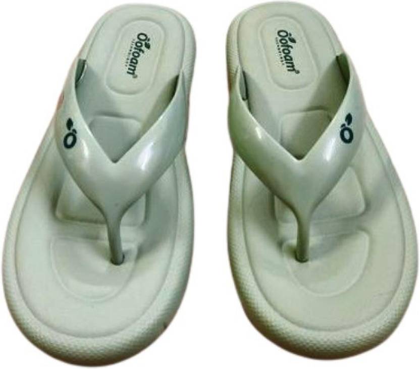 Bezem Oplossen Drank OOFOAM Slippers - Buy OOFOAM Slippers Online at Best Price - Shop Online  for Footwears in India | Flipkart.com