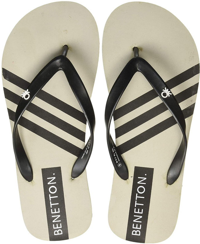 Benetton chappals