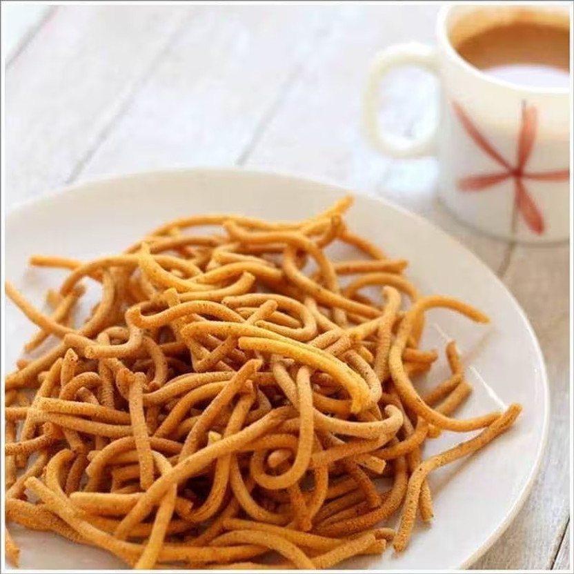 Grocery Junction Premium Jadi Sev Crunchy Tea Time Snack Sev(250 g)