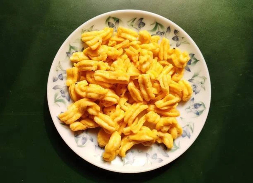 Veganic Premium Soft Gathiya (Ganthiya) namkeen Snacks(400 g)