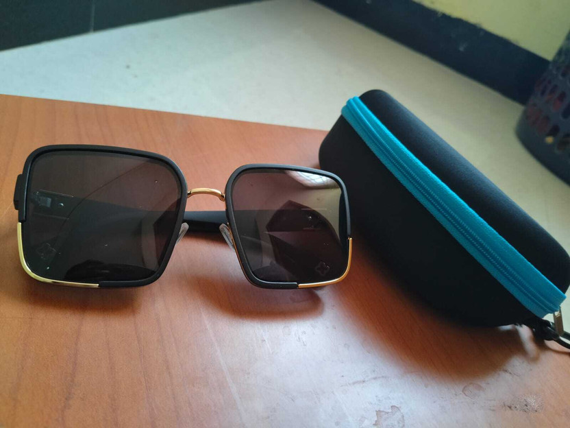 SJ SJ GLOBAL IMPEX Retro Square Sunglasses(For Men & Women, Black) - Flipkart Deal
