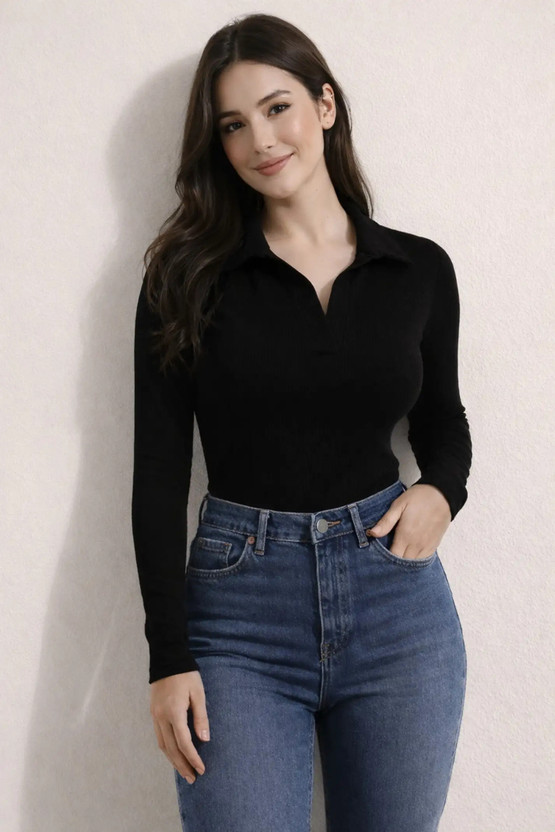 TANUSHKFASHION Solid Women V Neck Black T-Shirt