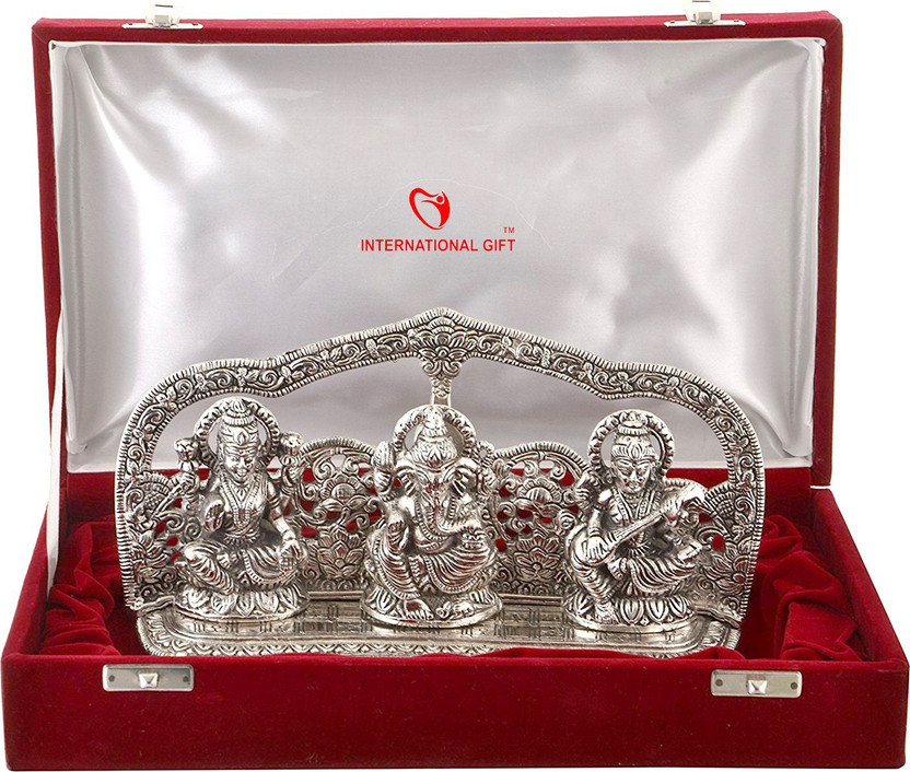 INTERNATIONAL GIFT Showpiece Gift Set