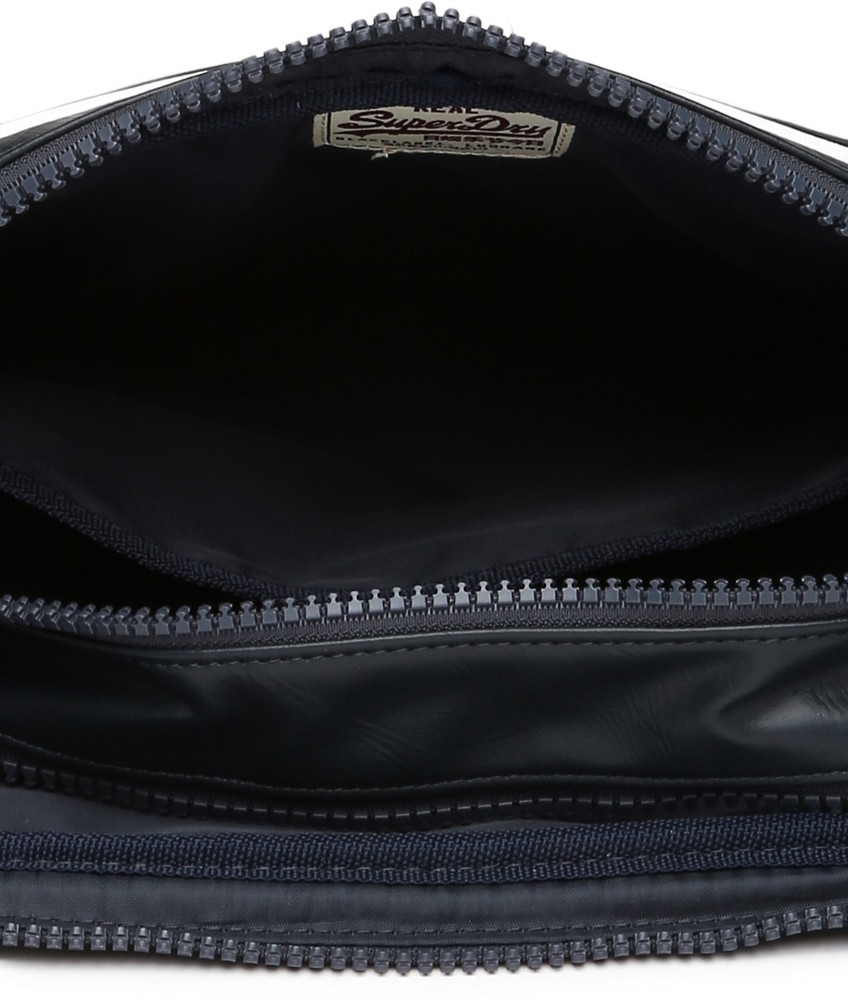 Aggregate more than 172 superdry crossbody bag mens latest kidsdream