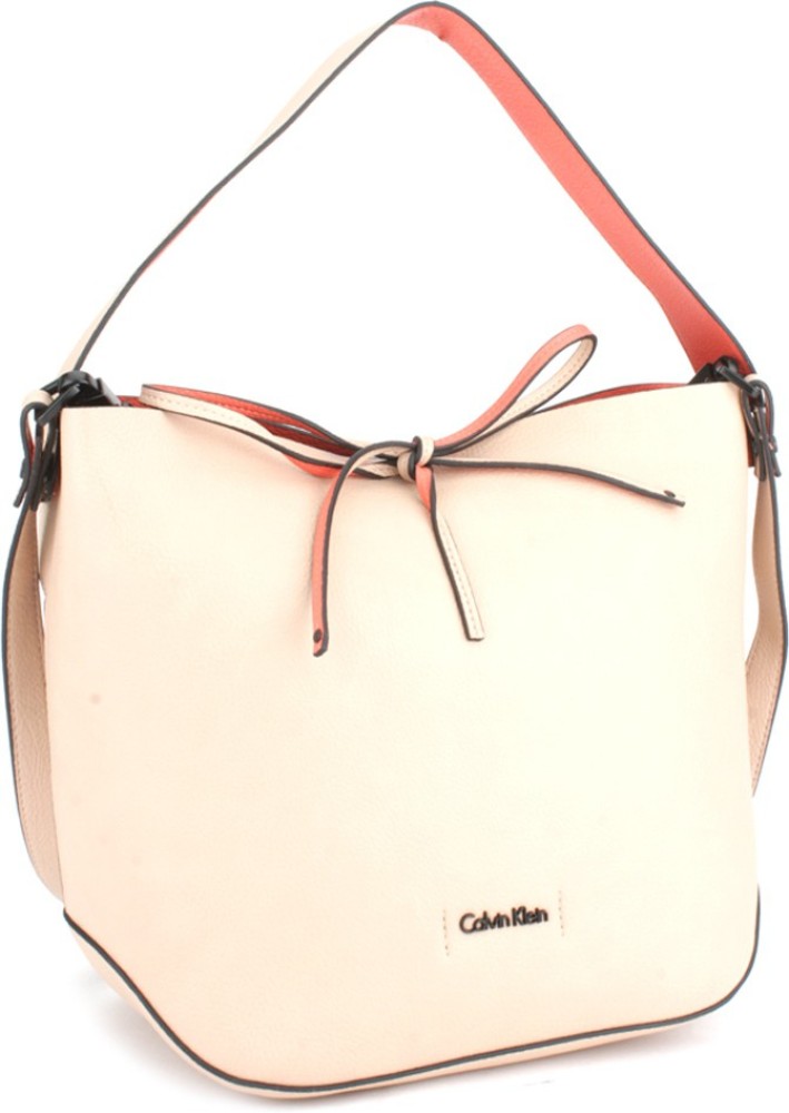 Buy Calvin Klein Women Multicolor Sling Bag Black & Beige Online @ Best  Price in India