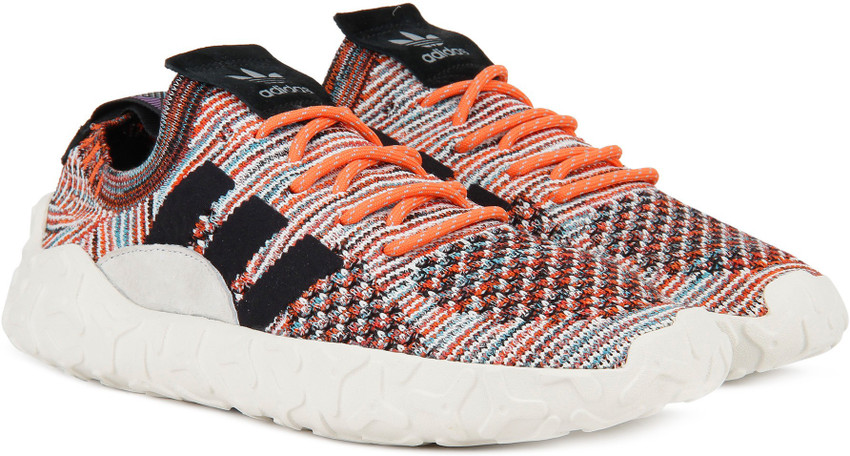 adidas traora